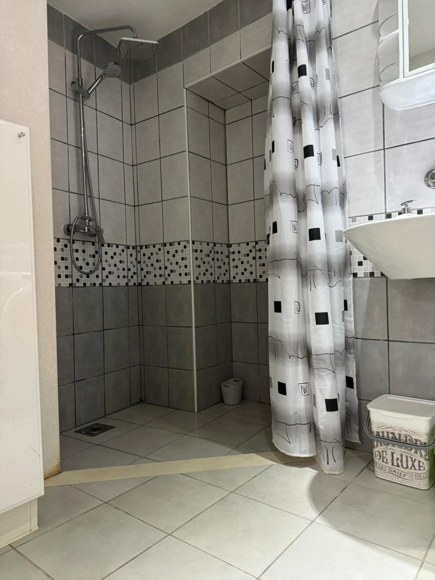 Apartment Tena سينج المظهر الخارجي الصورة